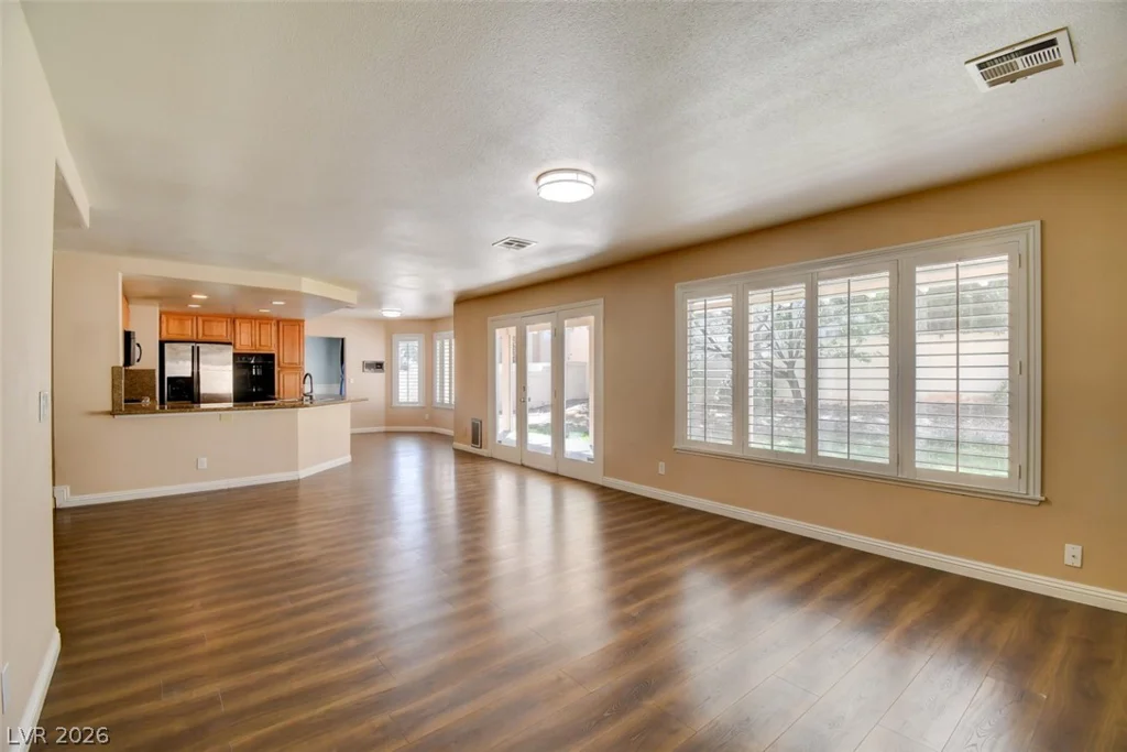 8217 Ocean Terrace, Las Vegas, NV 89128