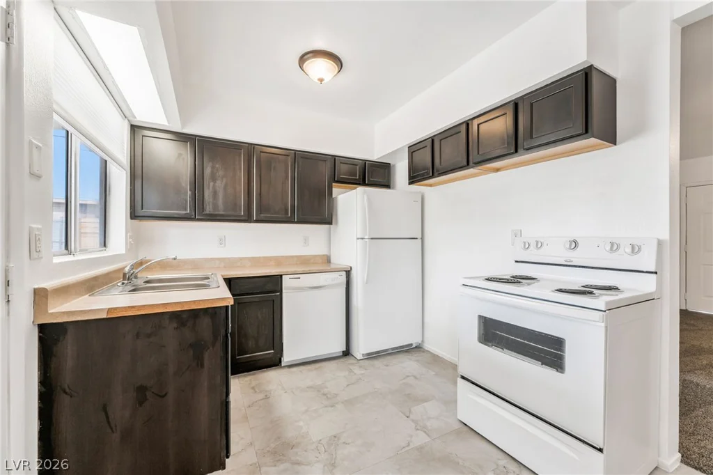 242 Nebraska, Henderson, NV 89015