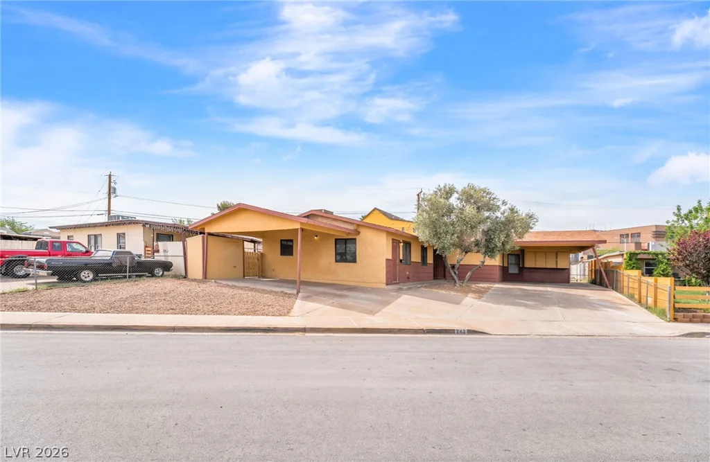 242 Nebraska, Henderson, NV 89015