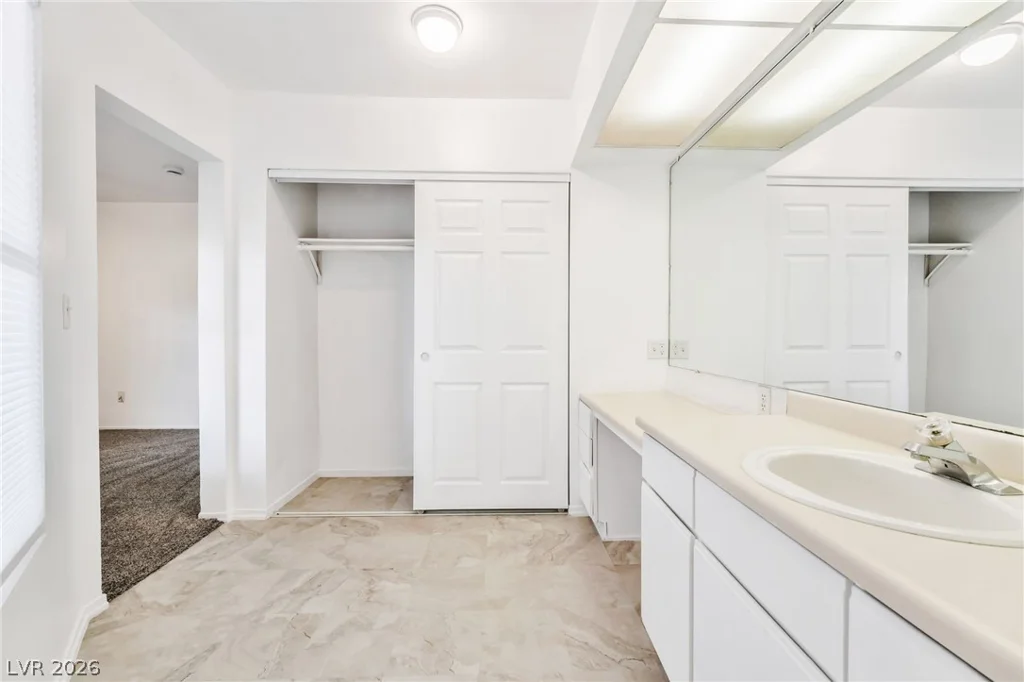 242 Nebraska, Henderson, NV 89015