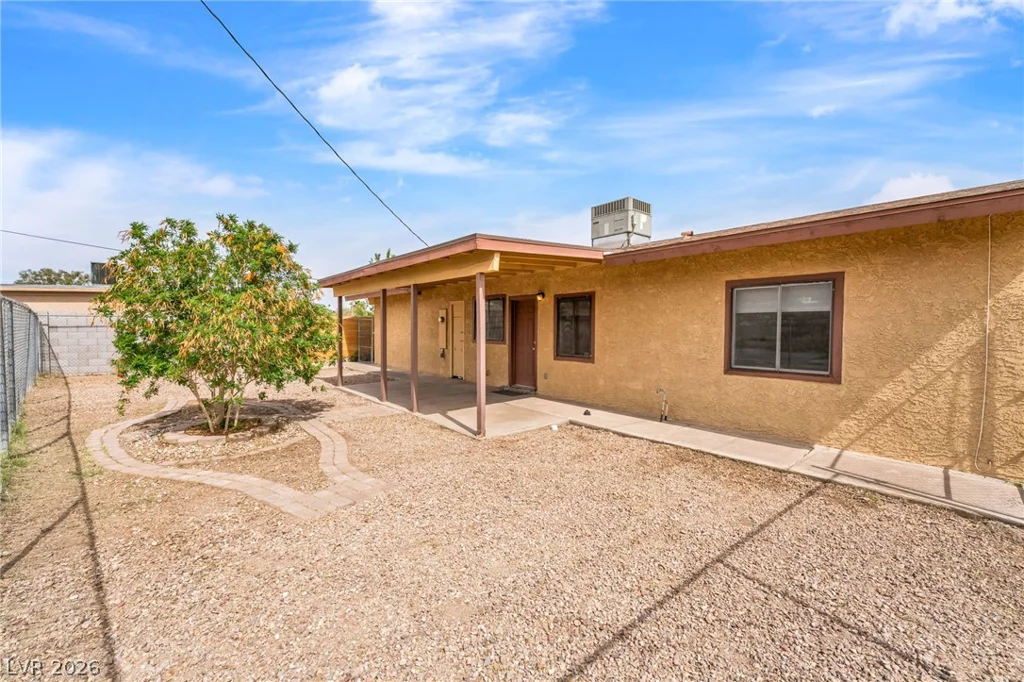 242 Nebraska, Henderson, NV 89015
