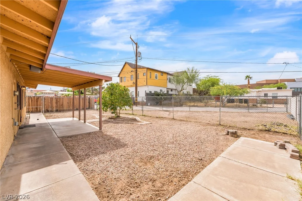 242 Nebraska, Henderson, NV 89015