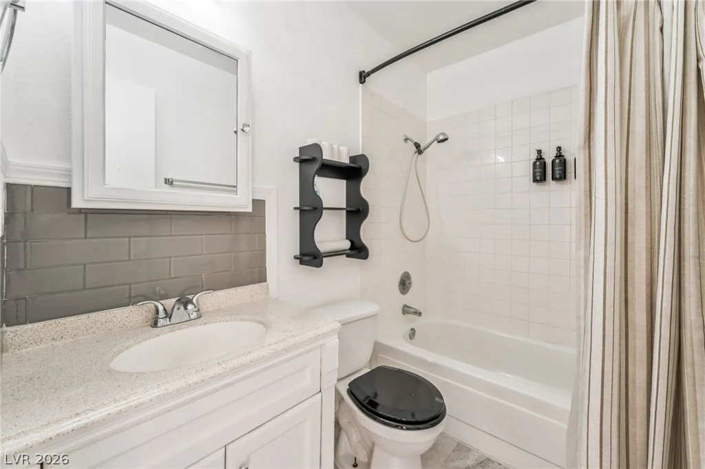 242 Nebraska, Henderson, NV 89015