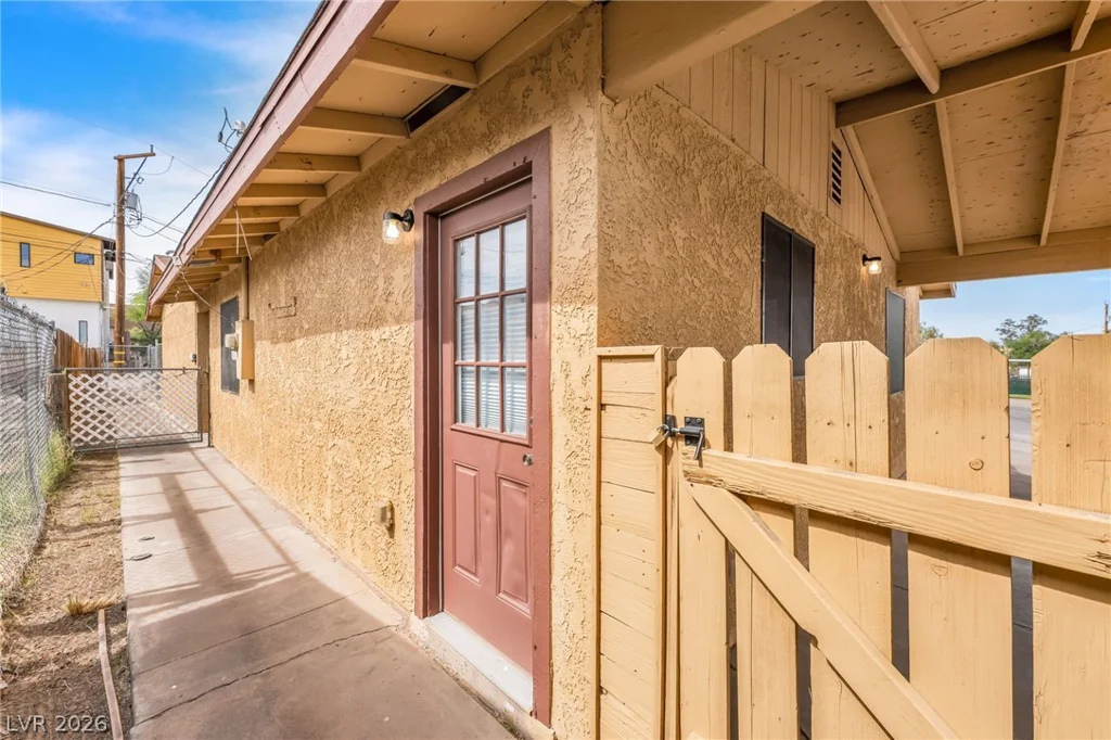 242 Nebraska, Henderson, NV 89015