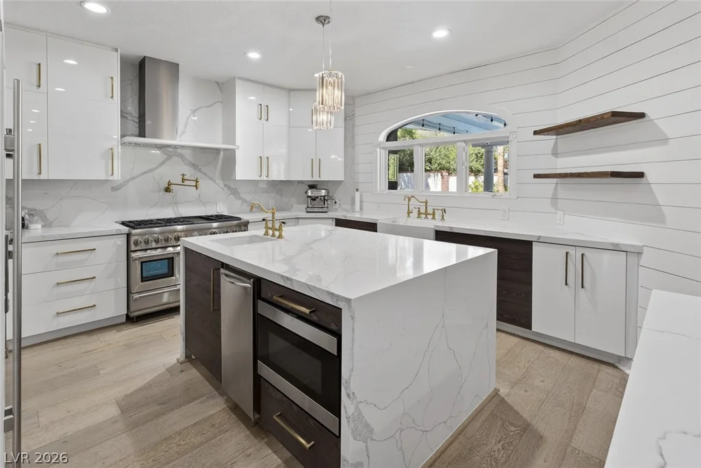 2239 Chatsworth, Henderson, NV 89074