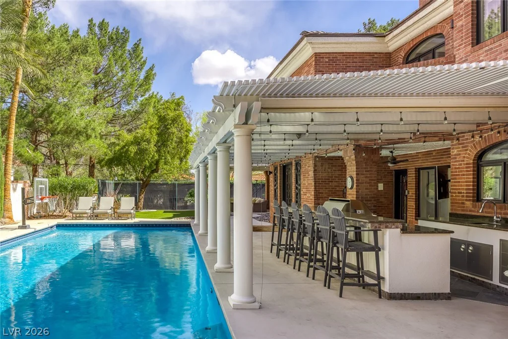 2239 Chatsworth, Henderson, NV 89074