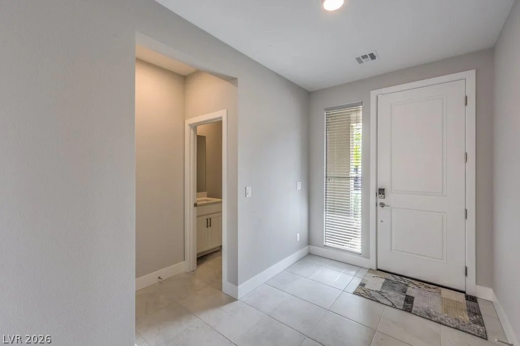 6935 Desert Finch, North Las Vegas, NV 89084
