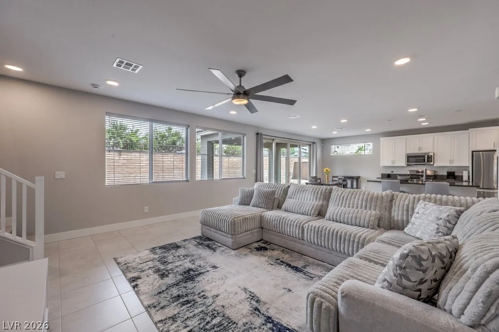 6935 Desert Finch, North Las Vegas, NV 89084