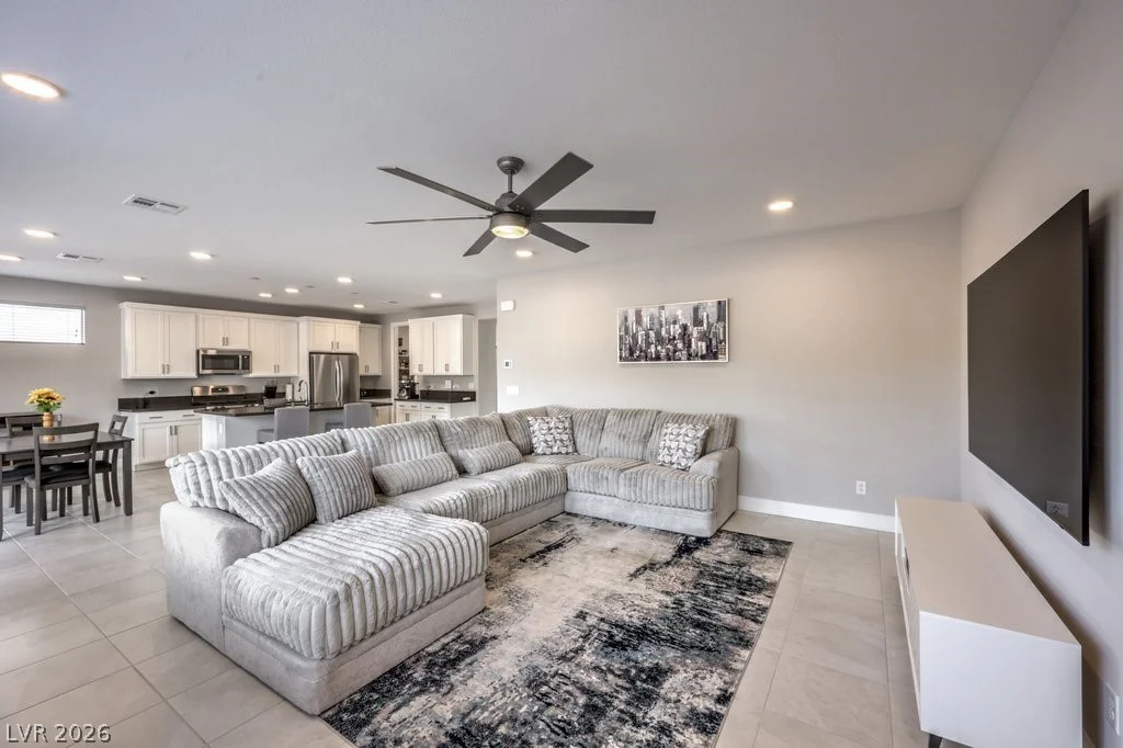 6935 Desert Finch, North Las Vegas, NV 89084