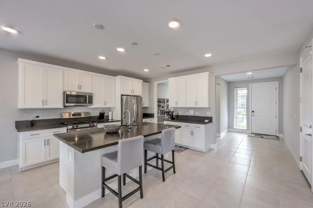 6935 Desert Finch, North Las Vegas, NV 89084