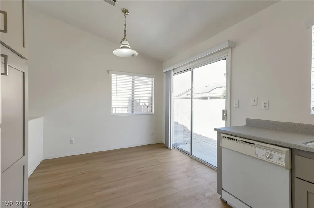 4576 Coral Silk, Las Vegas, NV 89110