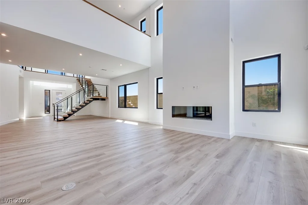 51 Parkwood Ridge, Las Vegas, NV 89138