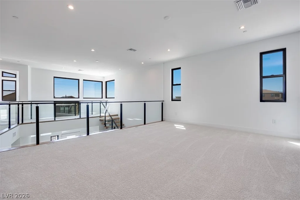 51 Parkwood Ridge, Las Vegas, NV 89138