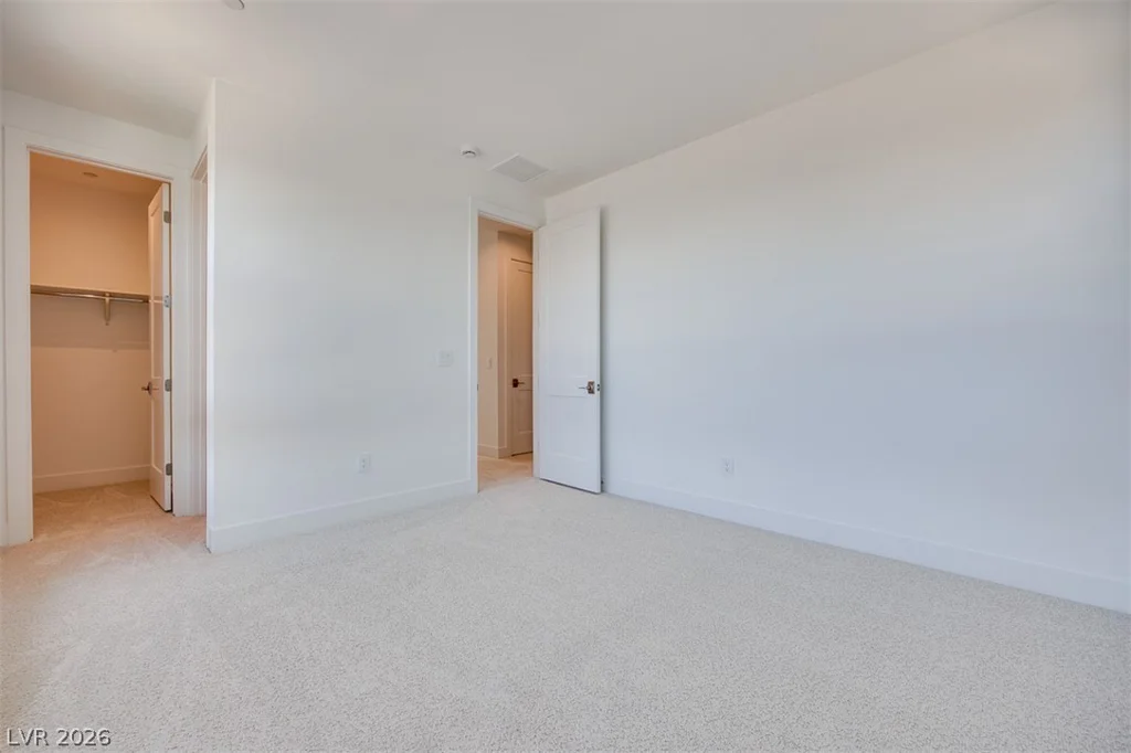 51 Parkwood Ridge, Las Vegas, NV 89138