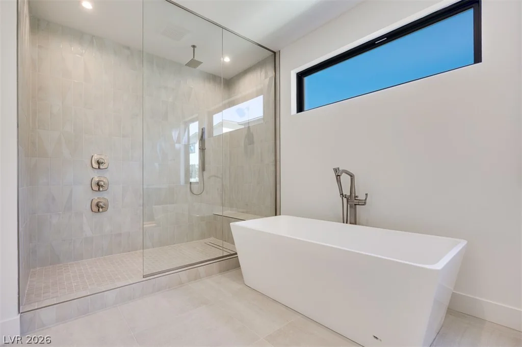 51 Parkwood Ridge, Las Vegas, NV 89138