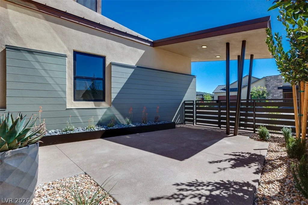 51 Parkwood Ridge, Las Vegas, NV 89138