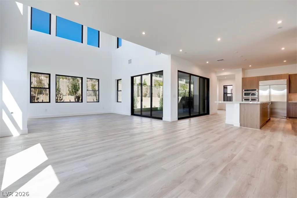 51 Parkwood Ridge, Las Vegas, NV 89138