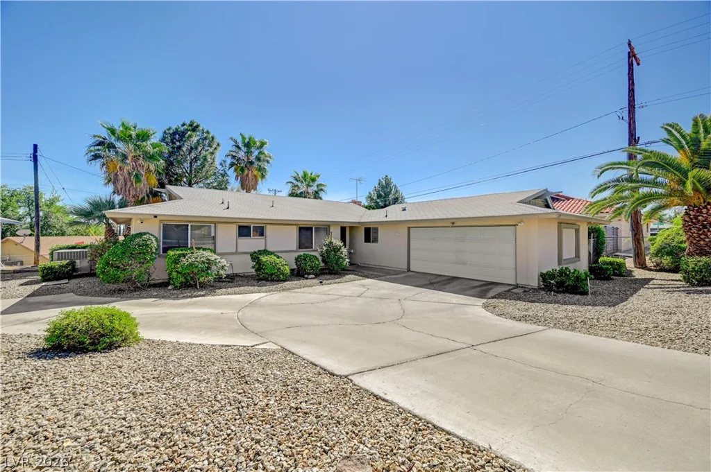 215 Wyoming, Boulder City, NV 89005
