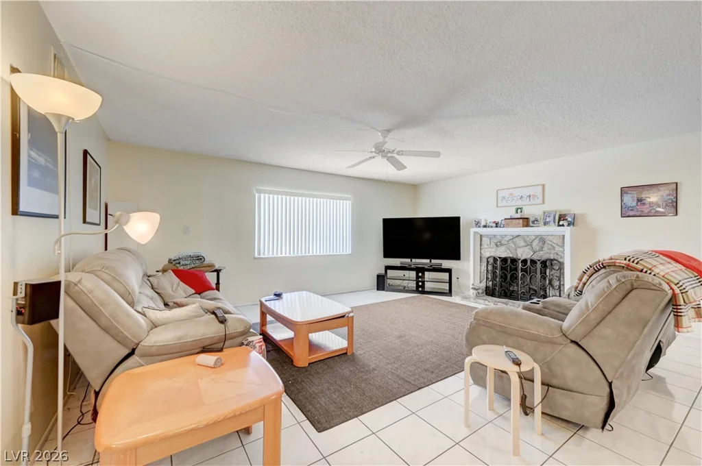 215 Wyoming, Boulder City, NV 89005