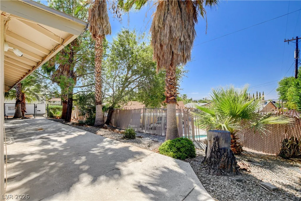 215 Wyoming, Boulder City, NV 89005
