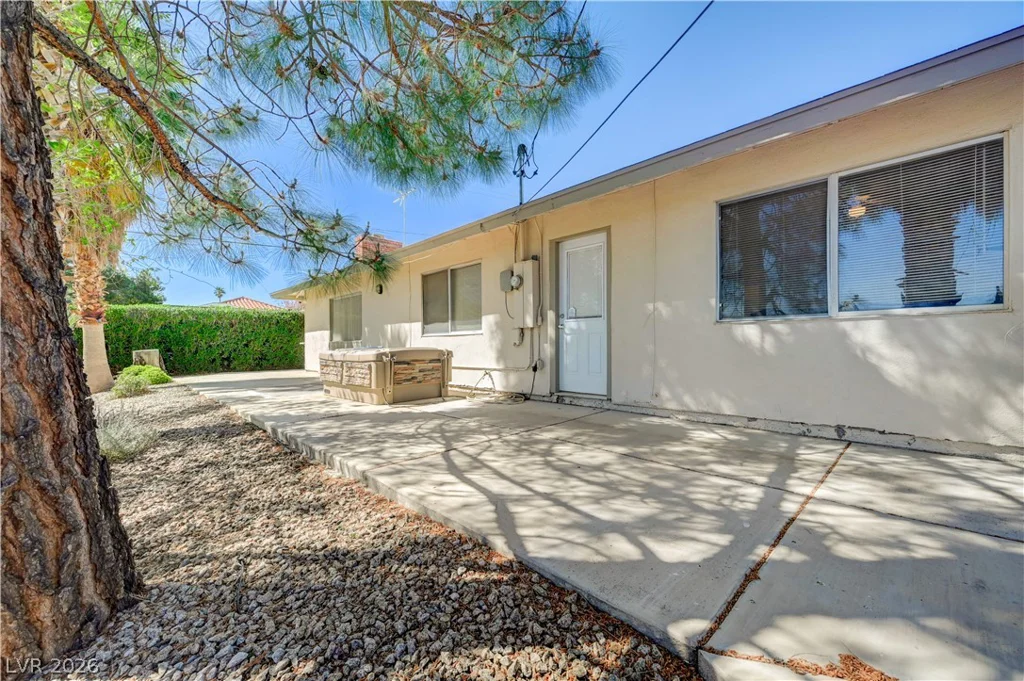 215 Wyoming, Boulder City, NV 89005