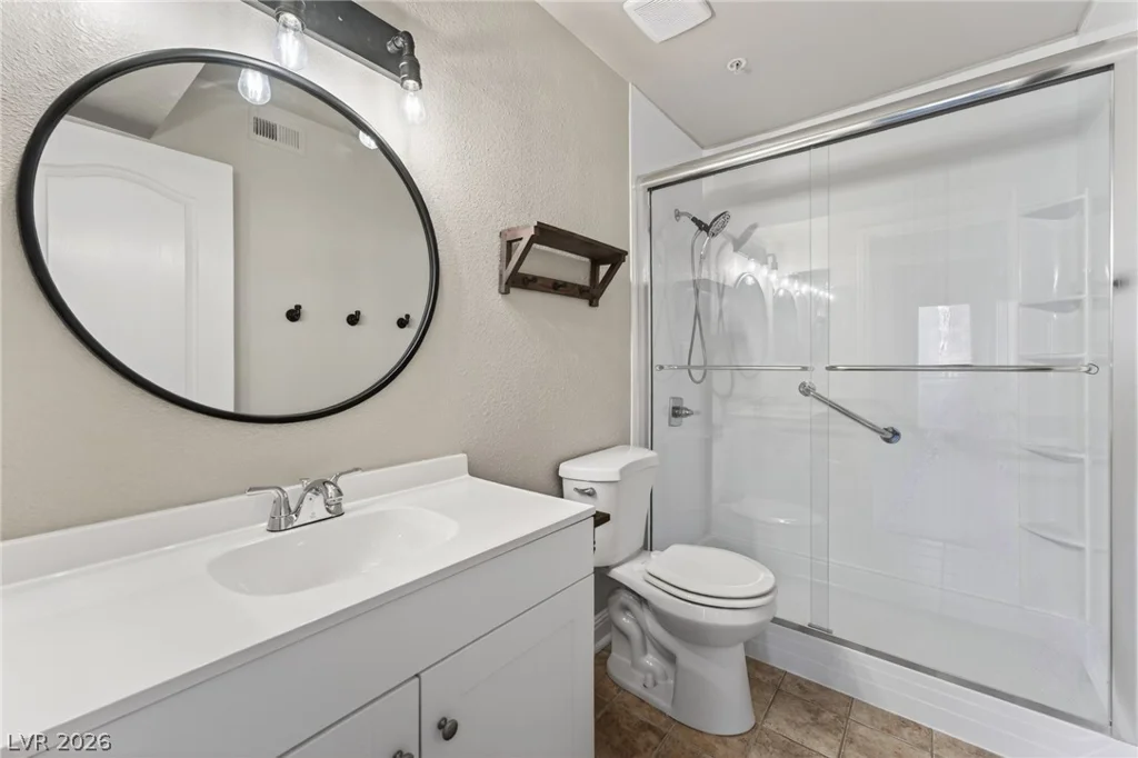 2111 Sealion, Las Vegas, NV 89128