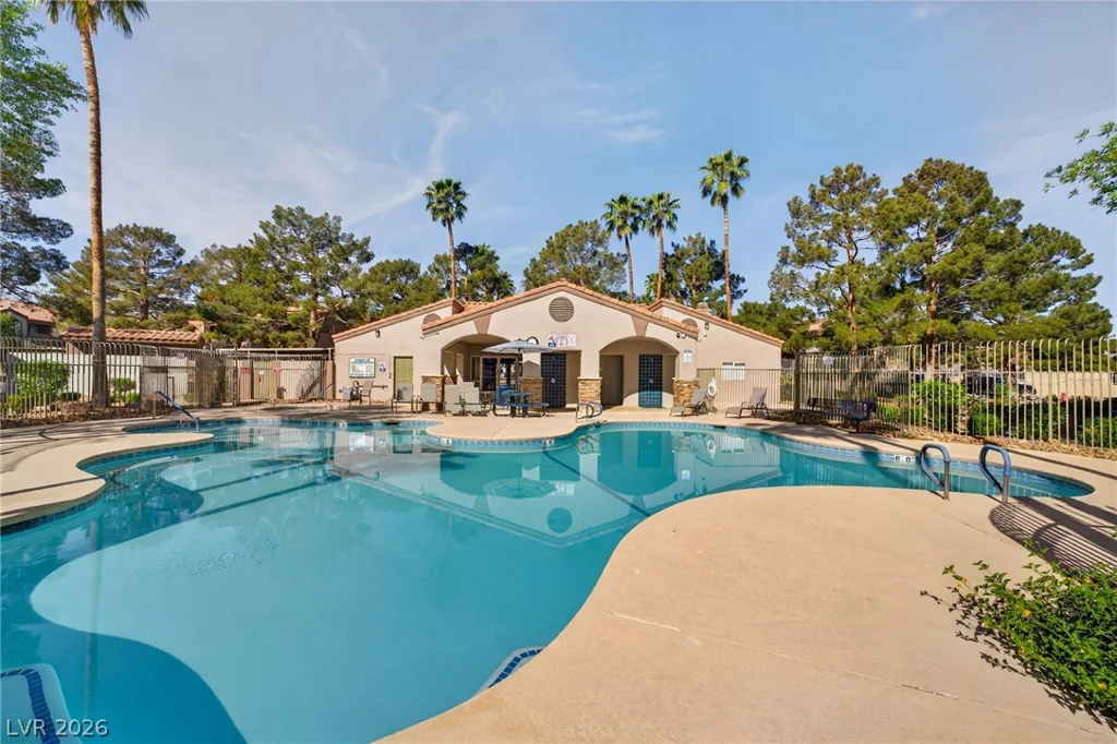 2111 Sealion, Las Vegas, NV 89128