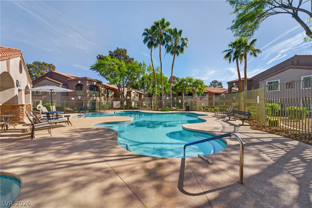 2111 Sealion, Las Vegas, NV 89128