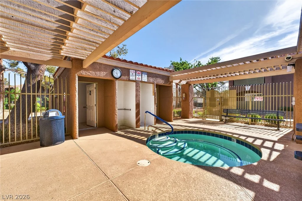 2111 Sealion, Las Vegas, NV 89128