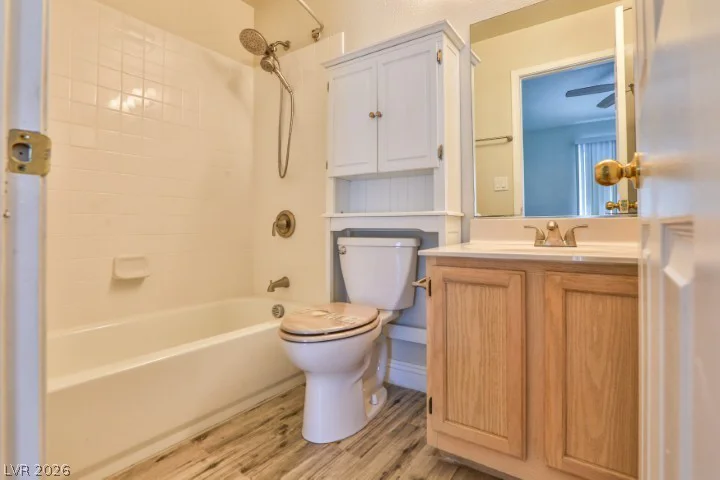 2136 Bavington, Las Vegas, NV 89108