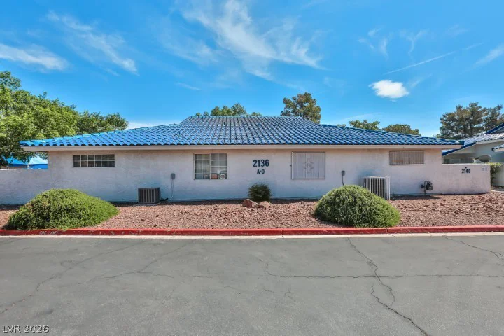2136 Bavington, Las Vegas, NV 89108