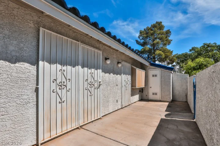 2136 Bavington, Las Vegas, NV 89108