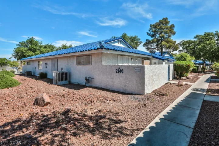 2136 Bavington, Las Vegas, NV 89108