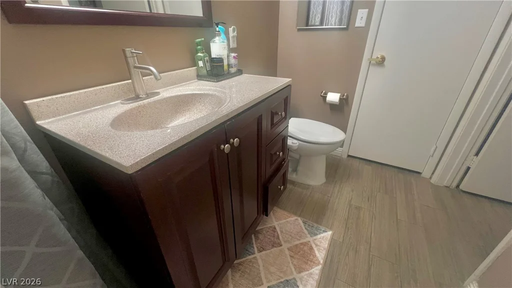7950 Flamingo, Las Vegas, NV 89147