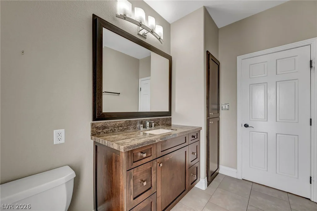 8113 Sapphire Bay, Las Vegas, NV 89128