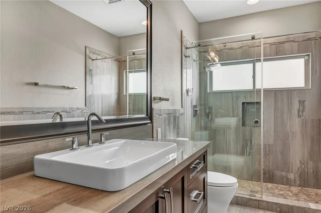 8113 Sapphire Bay, Las Vegas, NV 89128