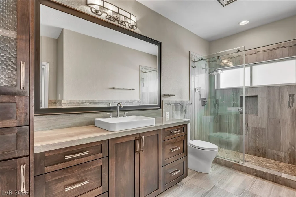 8113 Sapphire Bay, Las Vegas, NV 89128