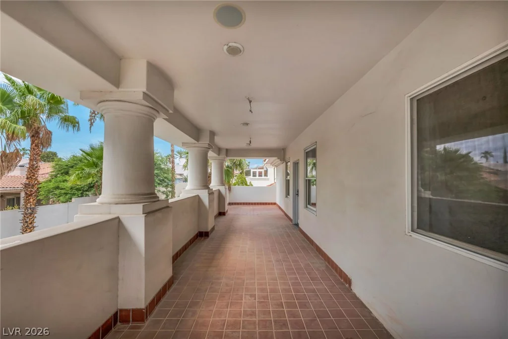 8113 Sapphire Bay, Las Vegas, NV 89128
