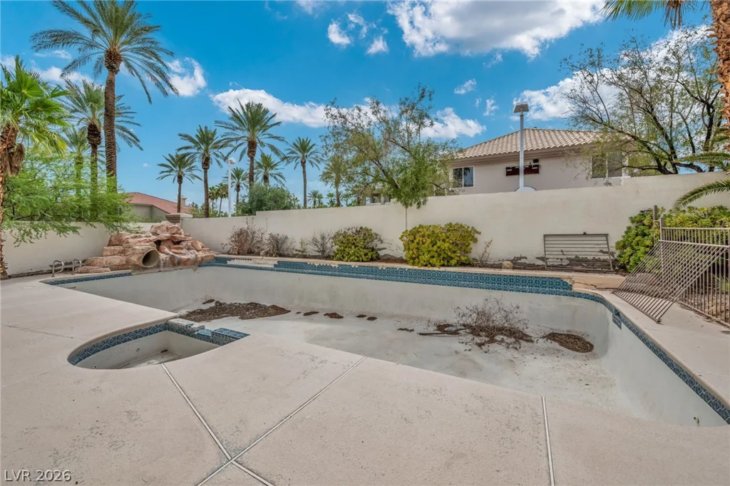 8113 Sapphire Bay, Las Vegas, NV 89128