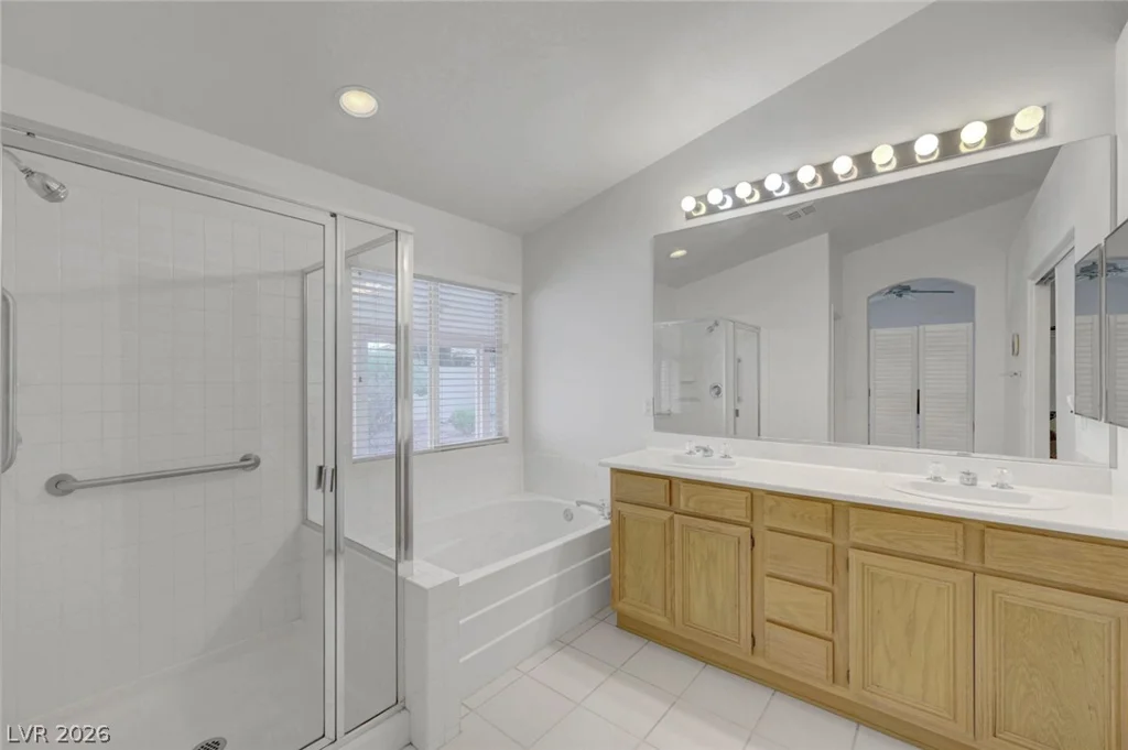 6073 Shadow Oak, North Las Vegas, NV 89031