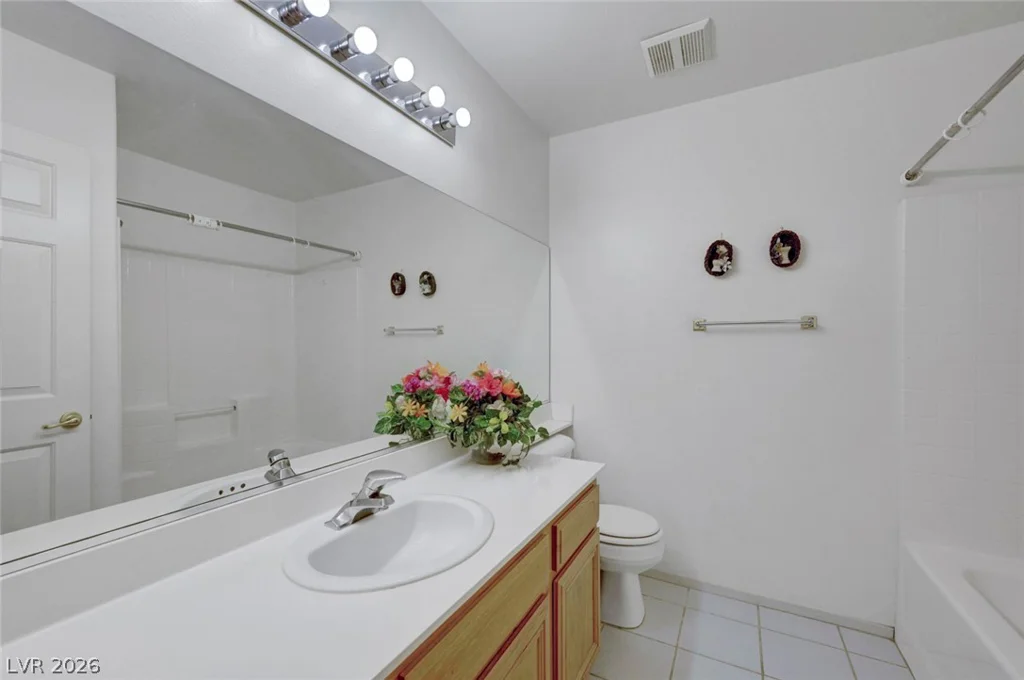 6073 Shadow Oak, North Las Vegas, NV 89031