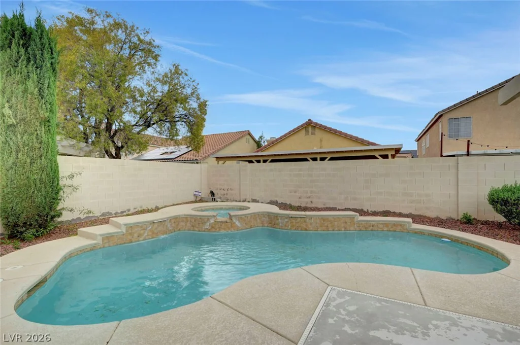 6073 Shadow Oak, North Las Vegas, NV 89031