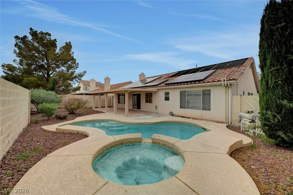 6073 Shadow Oak, North Las Vegas, NV 89031