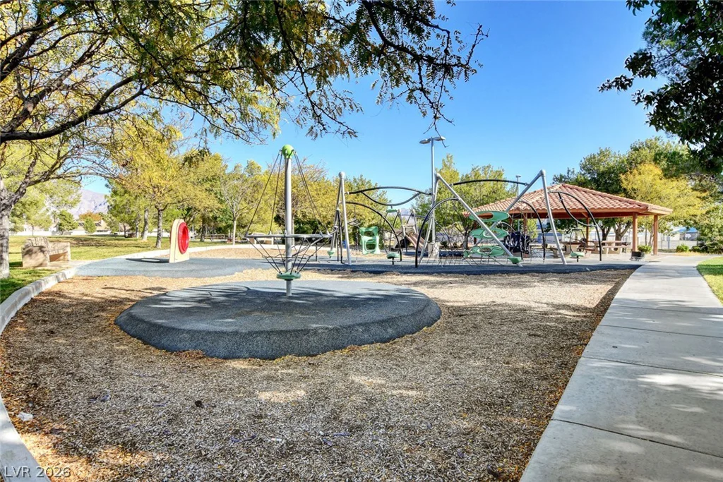6073 Shadow Oak, North Las Vegas, NV 89031