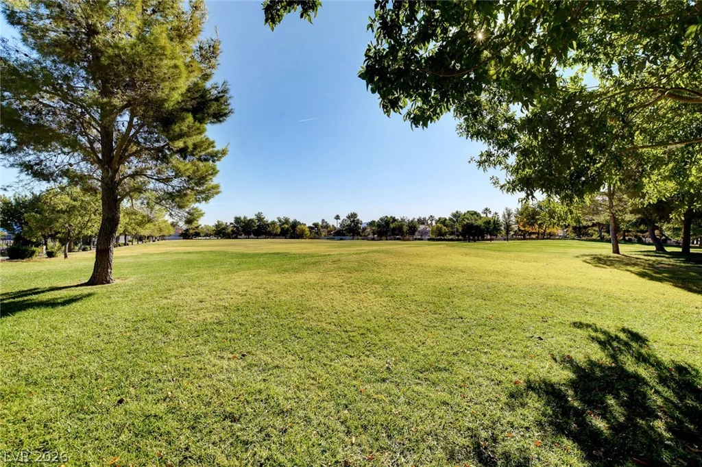 6073 Shadow Oak, North Las Vegas, NV 89031