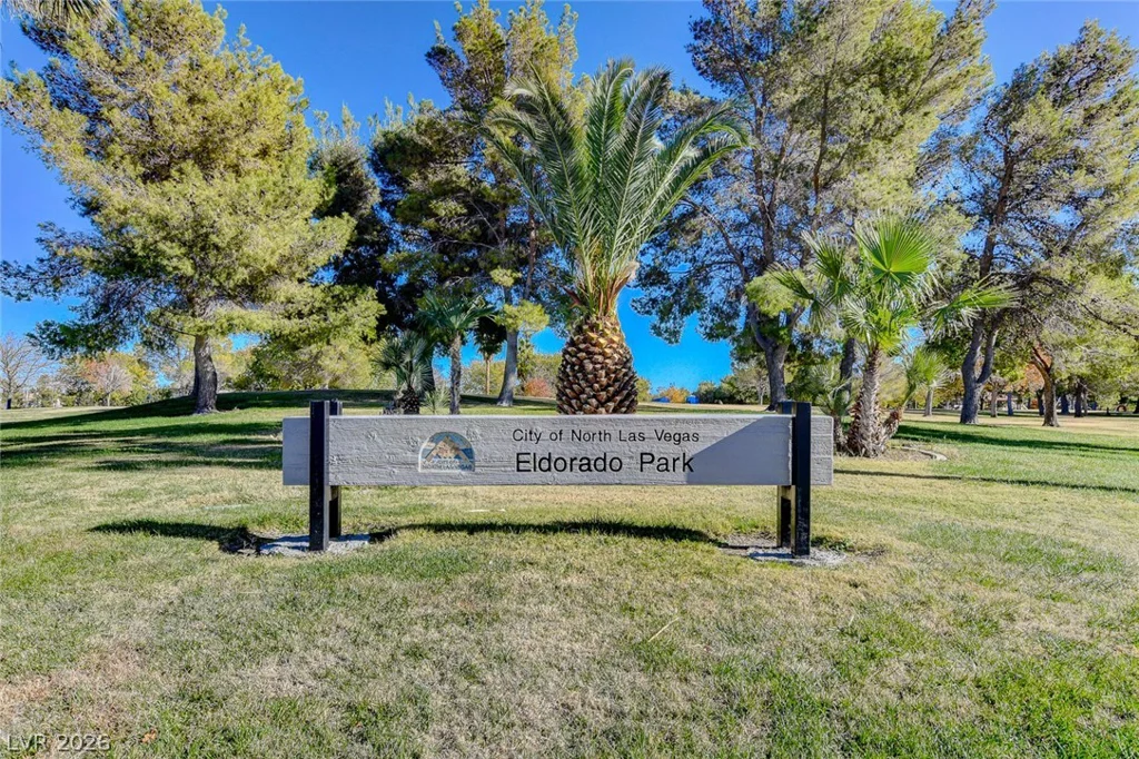 6073 Shadow Oak, North Las Vegas, NV 89031