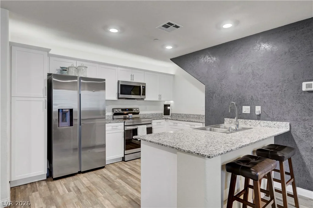 2650 Wimbledon White, North Las Vegas, NV 89086