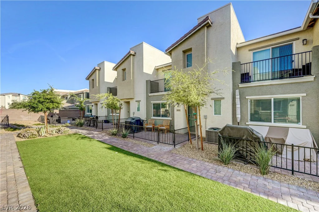 2650 Wimbledon White, North Las Vegas, NV 89086