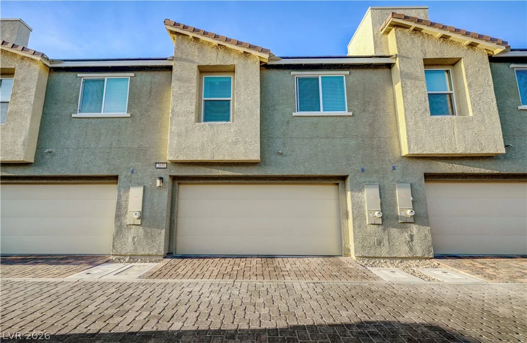 2650 Wimbledon White, North Las Vegas, NV 89086