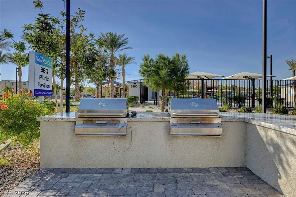 2650 Wimbledon White, North Las Vegas, NV 89086